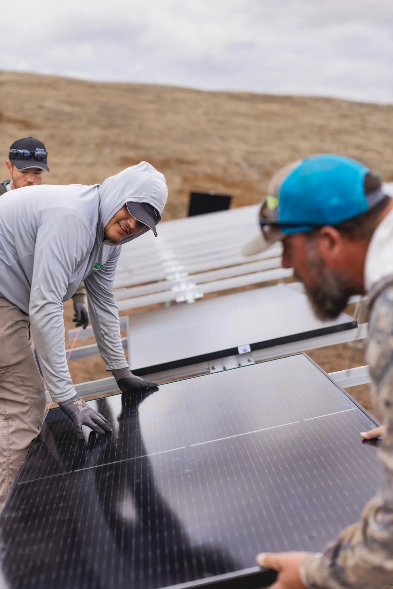 Professional ground mounted solar panel system with optimal positioning